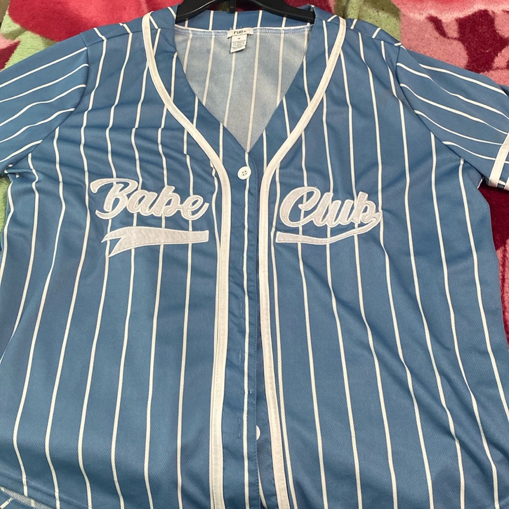 Button shirt